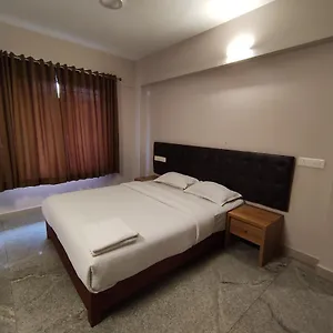 https://crystal-residency-kakkanad.kerala-hotels.net