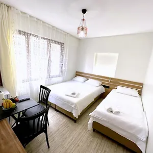 Menesa Отель
